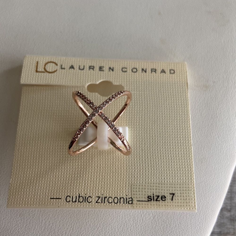 Lauren Conrad cubic zirconia ring size 7 new